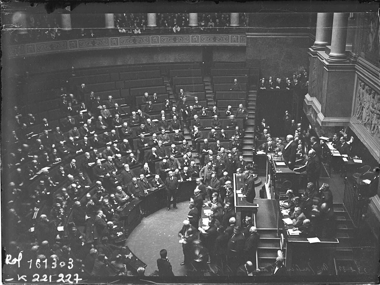 Le basculement de la France dans la crise (1930-1934)